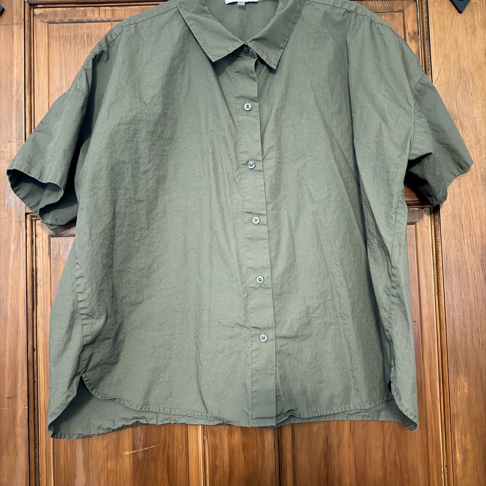 Calvin Klein Olive Button Down Shirt Boxy Style